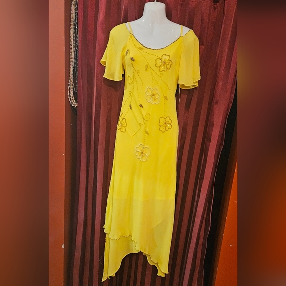 Women's Yellow Chiffon dress, Size Small. Beaded Detail. Asymmetrical Hem - Picture 3 of 6